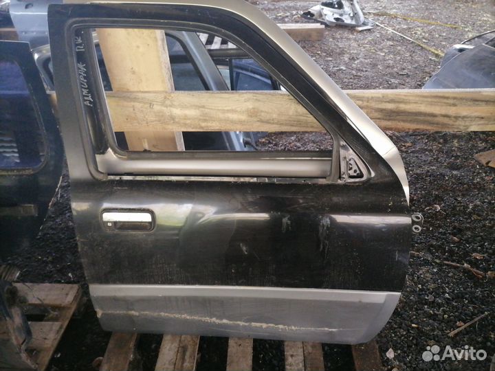 Дверь передняя правая левая ZX Admiral