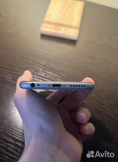 iPhone 6s 64gb