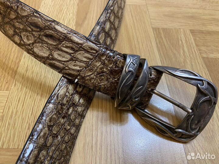 Ремень из кожи крокодила из серебра италия