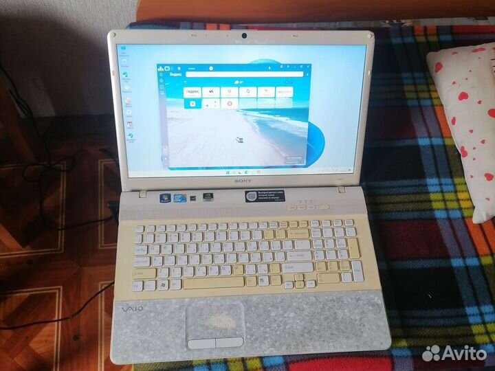Sony vaio 17,3 ssd,6гб ram, Nvidia Geforce 1gb