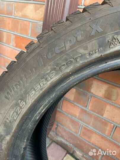 Hankook Winter I'Cept X RW10 225/55 R19 99