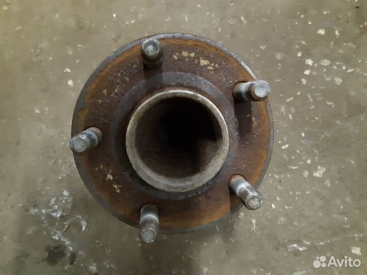 Ступицы задние Ford Focus 3