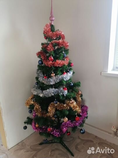 Елка искусственная