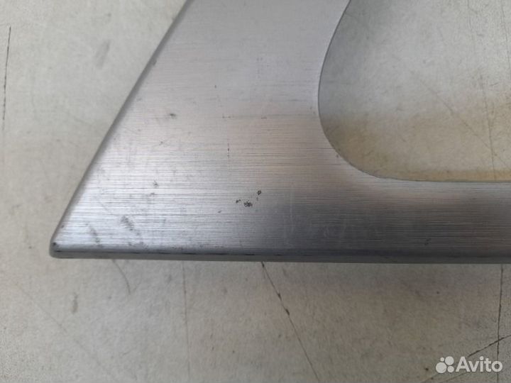 Накладка обшивки двери задняя левая Toyota Land