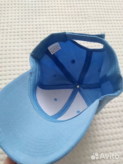 Новая бейсболка унисекс голубая