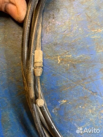 Трос замка багажника Subaru Legacy BD EJ205 1997