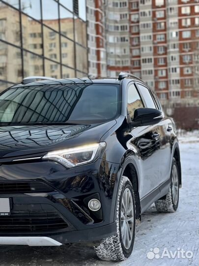 Toyota RAV4 2.2 AT, 2018, 87 268 км