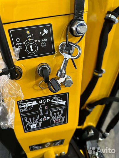 Мини-экскаватор YANMAR SV08, 2023