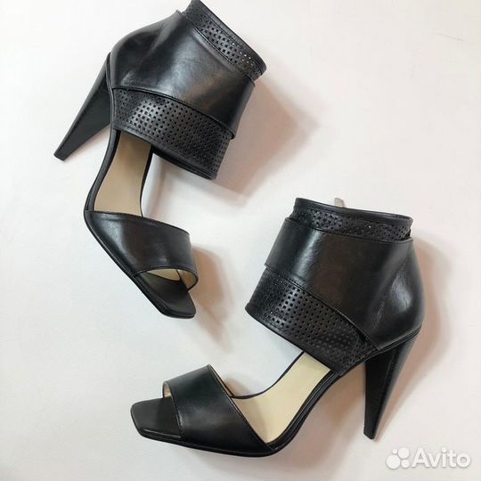 Босоножки Karen Millen 38,5 оригинал новые