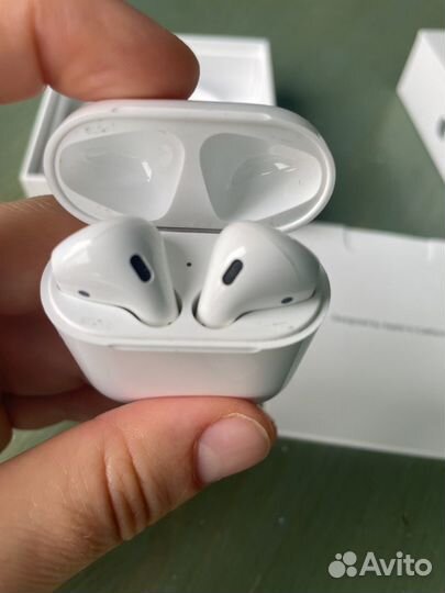 Наушники AirPods 2