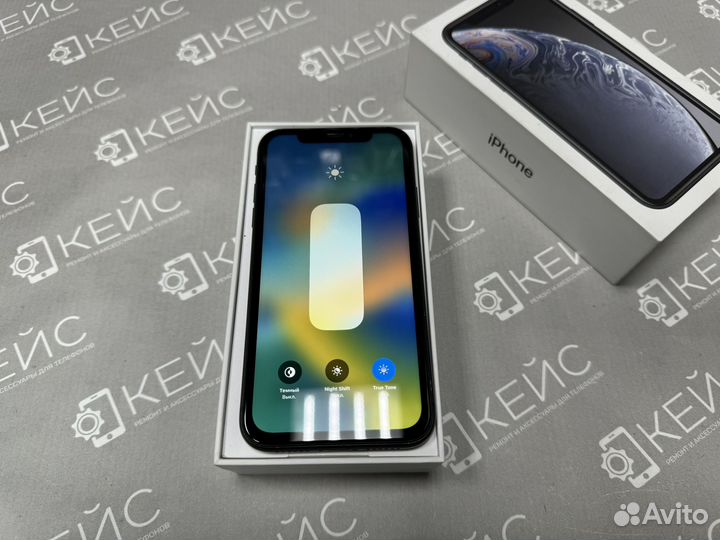 iPhone Xr, 64 ГБ