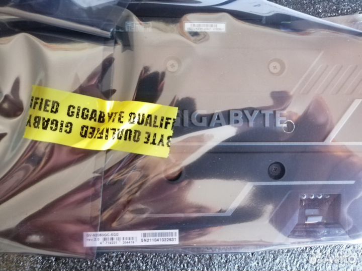 Новая, запечатанная gigabyte RTX 2060 OC Rev. 2.0