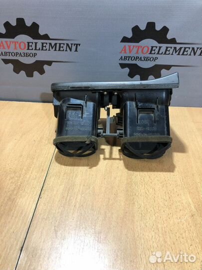 Воздуховод центральный Nissan Primera P11 рест