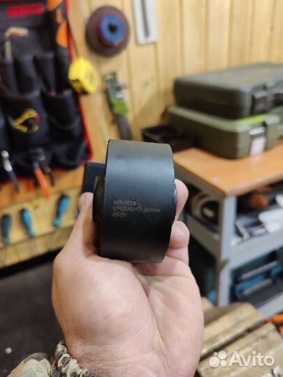 Подушка таета Камри 40