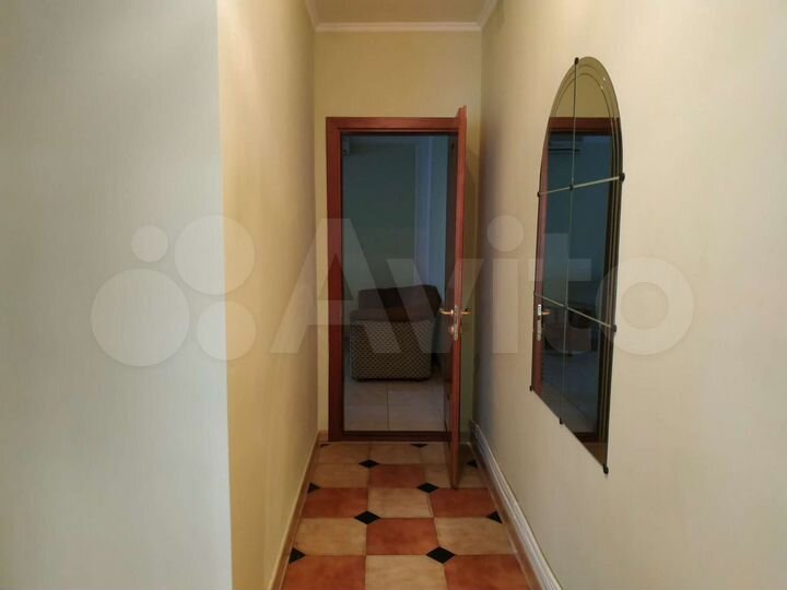 2-к. квартира, 60 м², 2/2 эт.