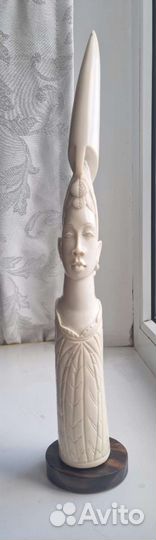 Натуральный бивень. Африка