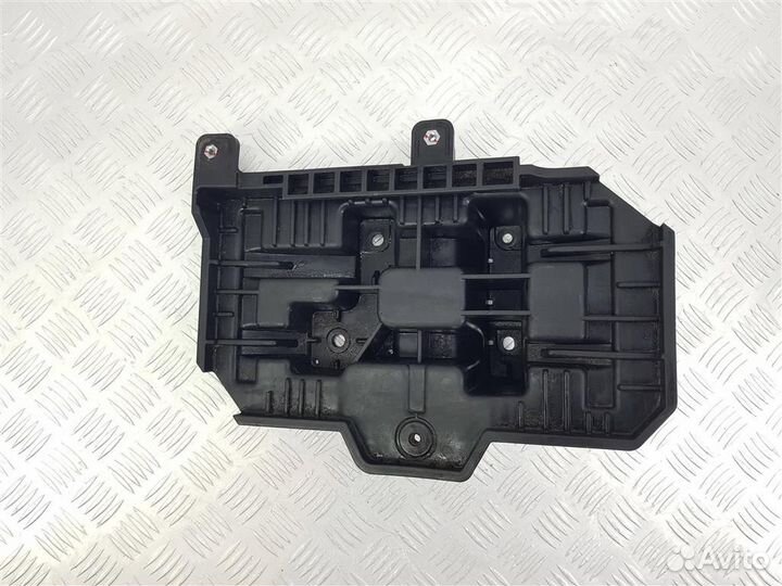37150S1100 Полка аккумулятора Hyundai Santa Fe 4