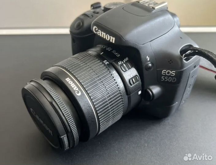Зеркальный фотоаппарат Canon 550d