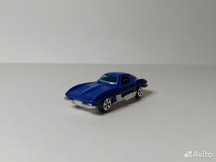 Chevrolet Luxe 1:64