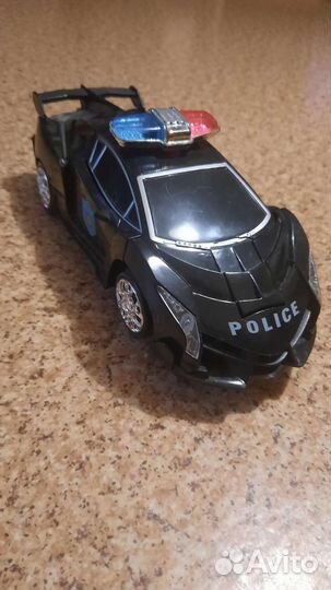 Машина трансформер робот