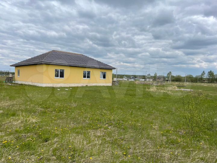 Дом 180 м² на участке 11 сот.