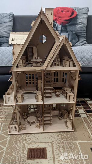 Кукольный домик с мебелью большой