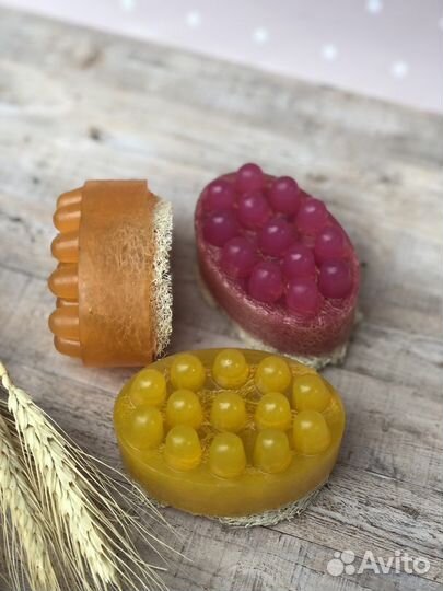 Мыло антицеллюлитное массажное с люфой