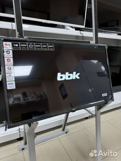 Телевизор BBK 81см SMART Tv Новый