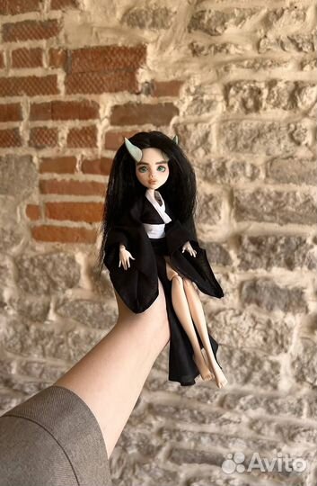 Коллекционная кукла