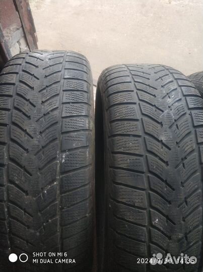 Goodyear UltraGrip Ice 235/65 R17 108T