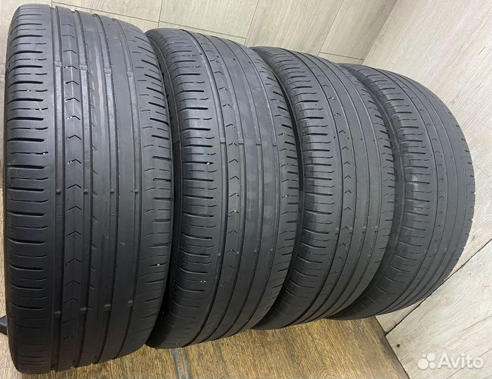 Continental ContiPremiumContact 5 215/55 R17
