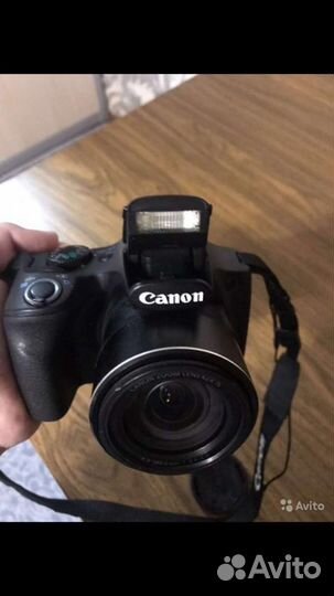 Компактный фотоаппарат canon