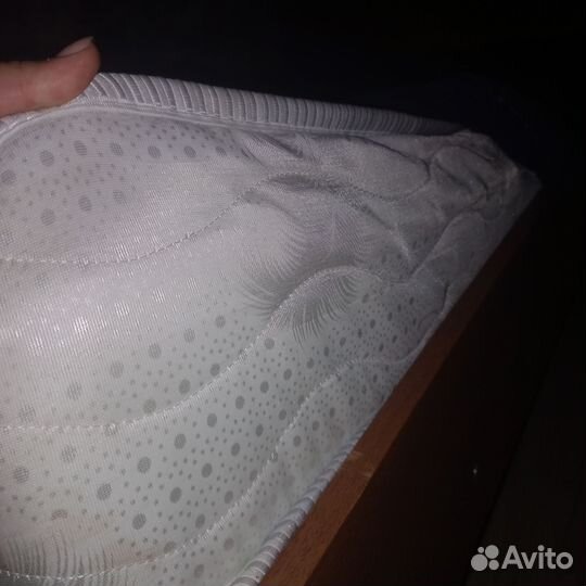 Кровать двухспальная без матраса