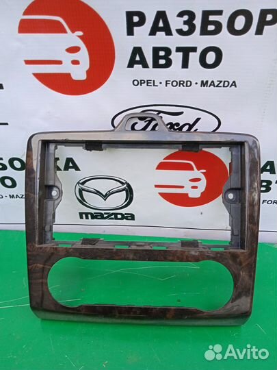 Рамка магнитолы Ford Focus 2