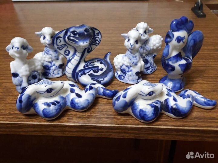 Статуэтки гжель