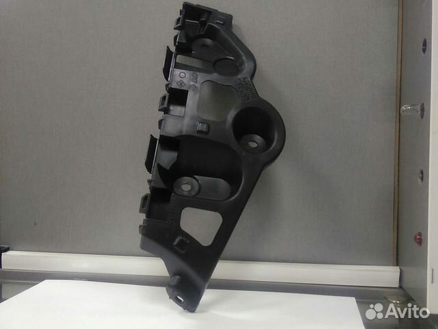 Кронштейн заднего бампера renault Sandero 2014