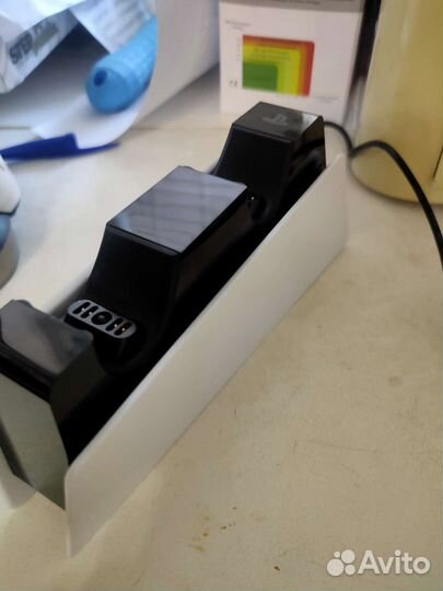 Зарядная станция для двух dualsense ps5