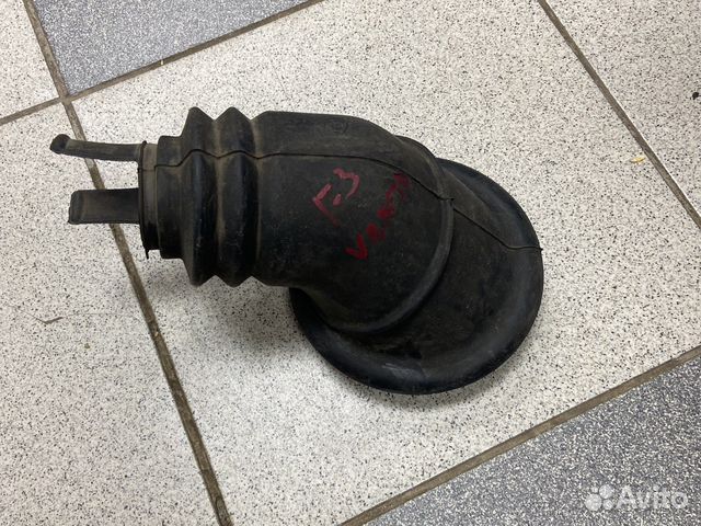 Пыльник рулевой колонки 1h1419523a golf 3 vento