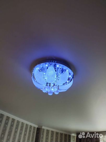 Светильник потолочный светодиодный