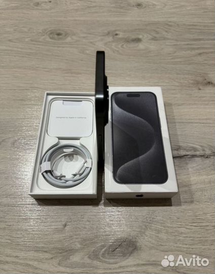 iPhone 15 Pro, 256 ГБ