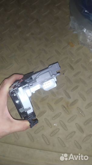 Замок задней левой двери aw8k008390015