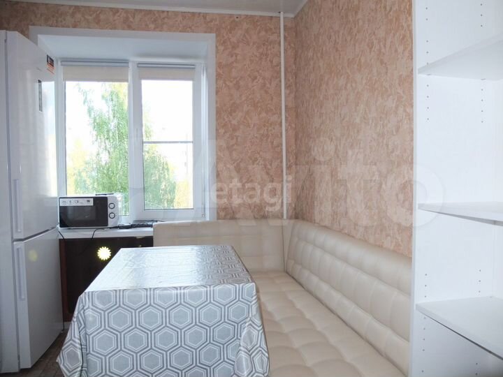 4-к. квартира, 74 м², 6/9 эт.