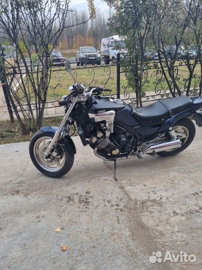 Мотоцикл yamaha FZX 750