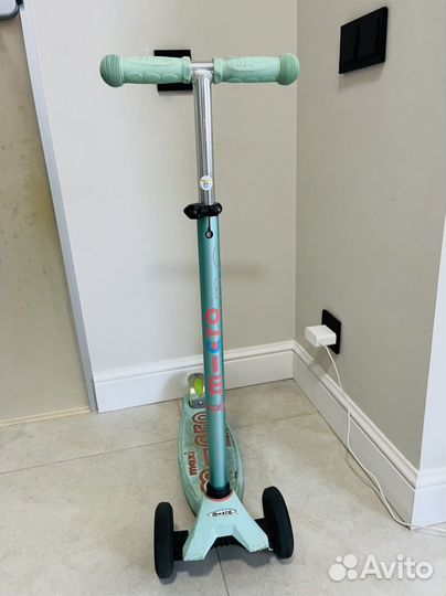 Самокат maxi micro deluxe