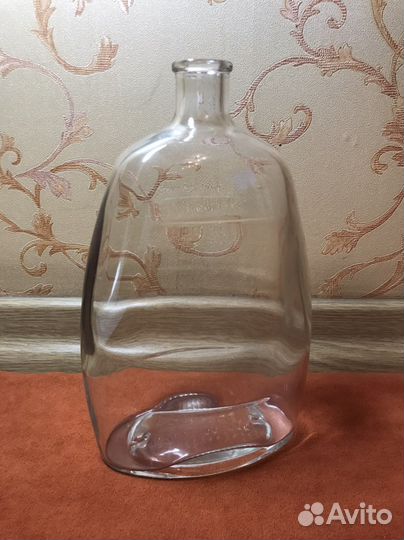 Ваза стеклянная для цветов