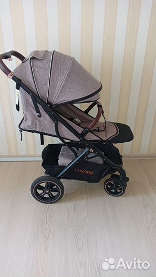 Прогулочная коляска luxmom всесезонная