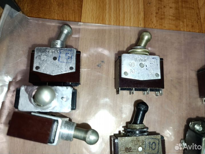 Переключатели,тумблеры Авиация