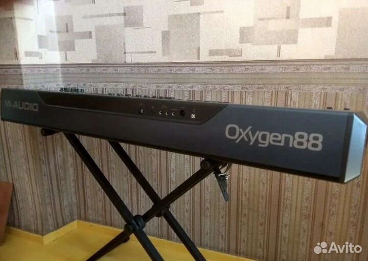 M- audio oxygen 88