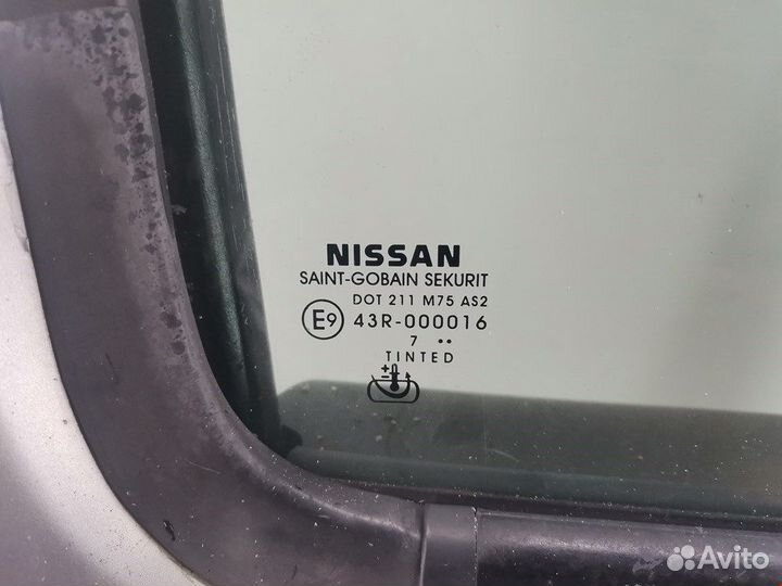 Дверь передняя для Nissan Navara (D40) 80100EB330