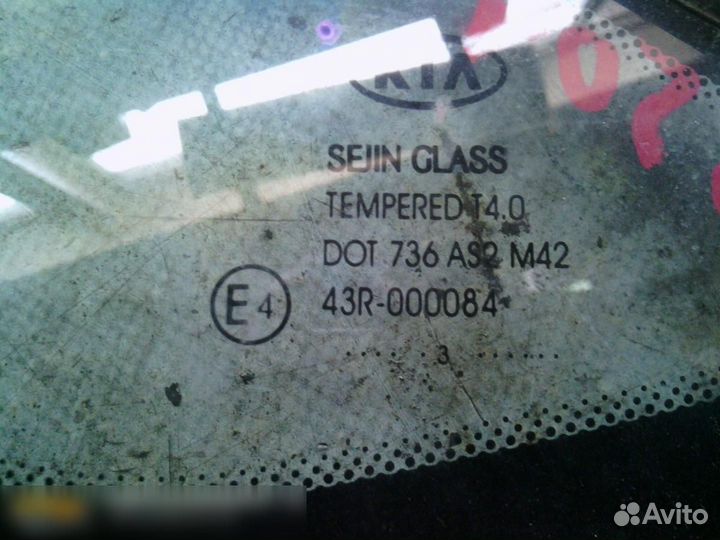Стекло кузовное глухое правое Kia Ceed 2012